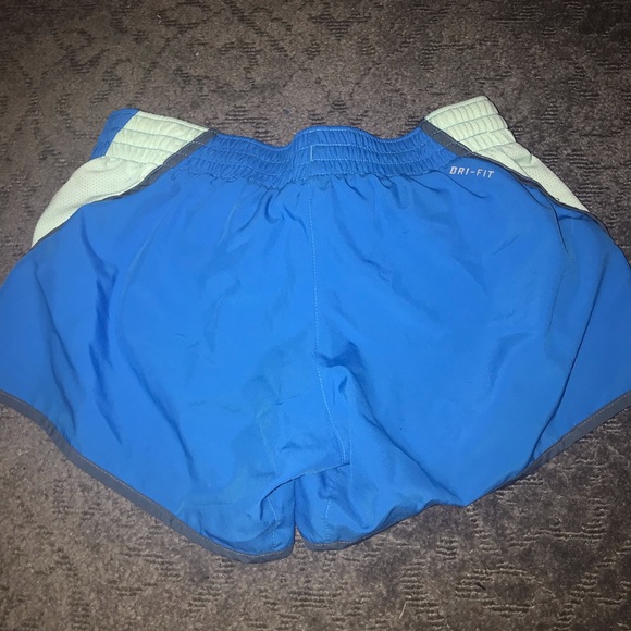 Nike Tempo Running Shorts - Picture 2 of 3